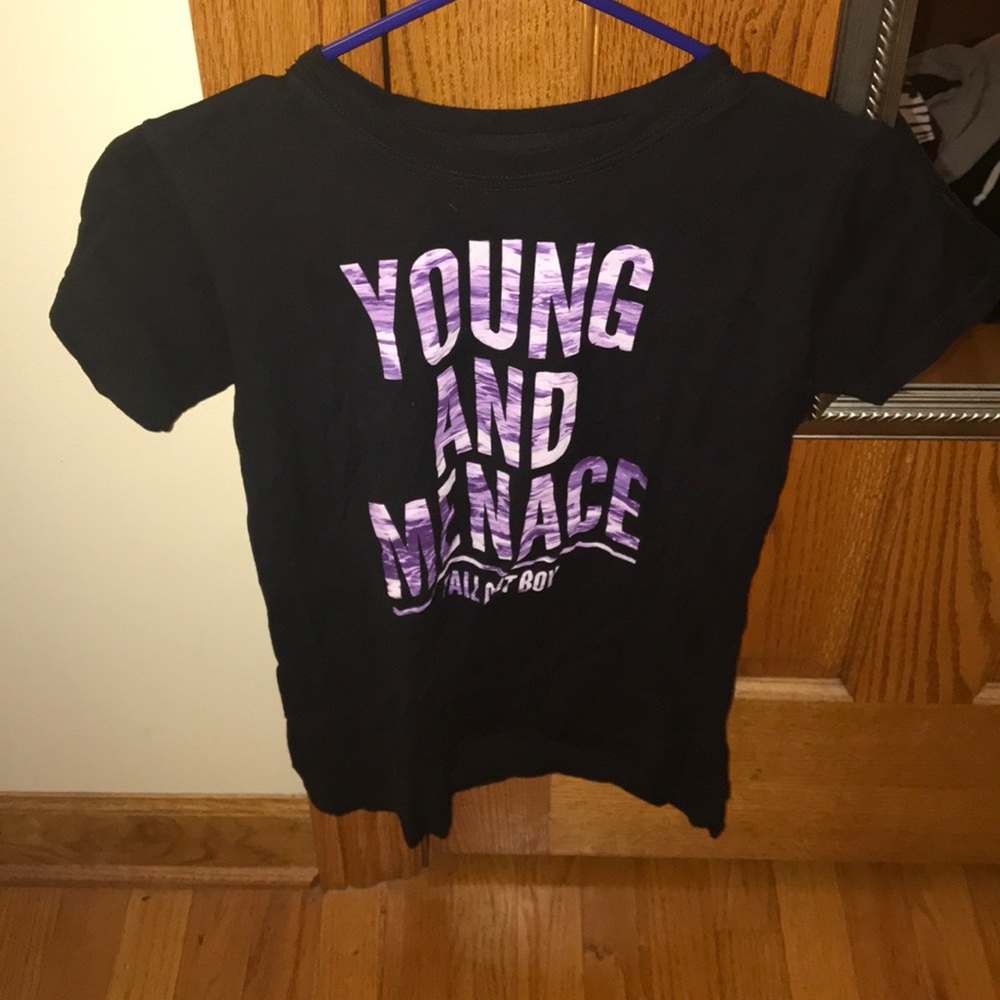 Band shirt (fall out boy)